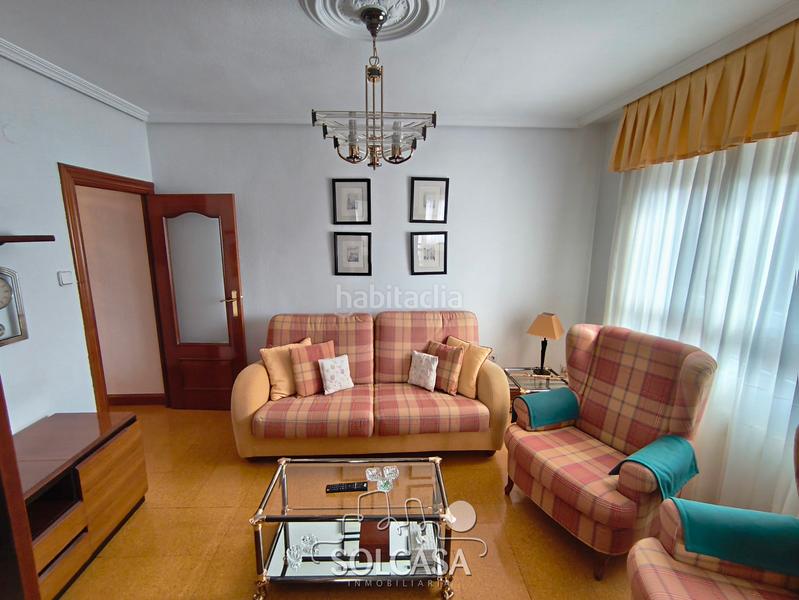 Foto e64280d4-a4e8-4f7c-b76a-74d69bd9df57. Pis amb calefacció aparcament a Pajarillos Bajos Valladolid