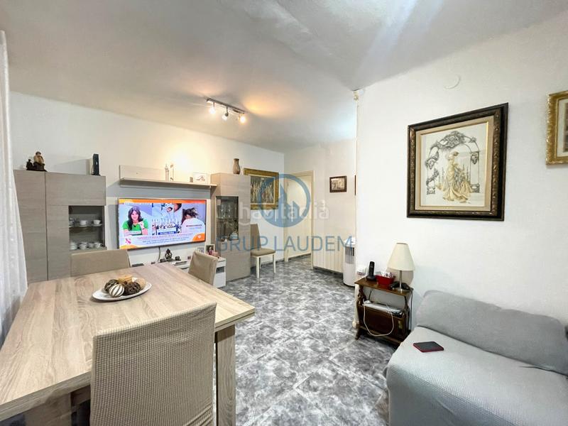 Foto 5d9c36fb-4e84-4cb3-a3d2-c6f722c365f3. Etagenwohnung mit heizung in Cerdanyola Nord Mataró