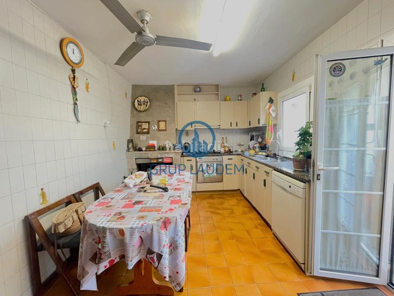 Foto 05a01148-63a1-4186-9361-b9d7ee990b7c. Casa a Eixample Mataró