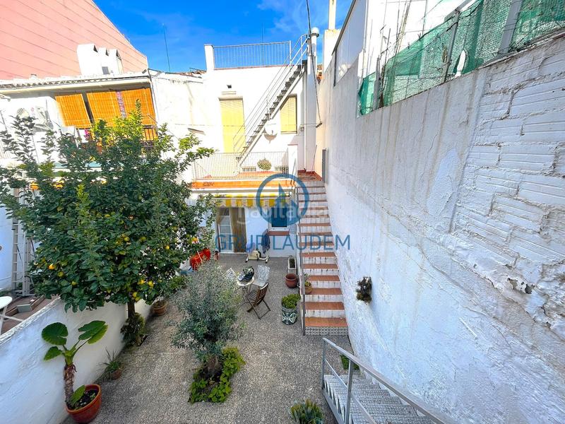 Foto 27987323-81f6-42d0-a751-98ea913b7b97. Casa a Eixample Mataró