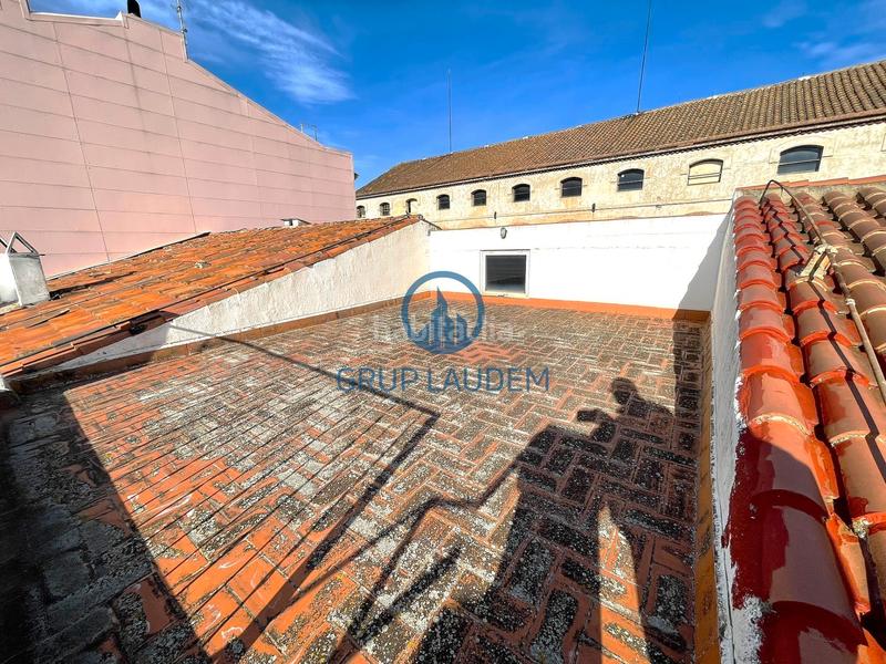 Foto 3ae2af6b-845d-4e67-b1f4-f1b2251f7cfa. Casa a Eixample Mataró