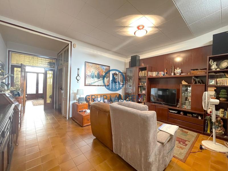 Foto 80462043-fdb7-44d6-8431-2124a42e4ac2. Casa a Eixample Mataró