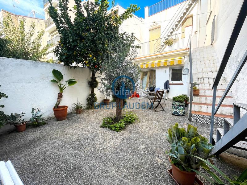 Foto 8ad6db1d-36ce-48e2-85d9-09fed54d7b86. Casa a Eixample Mataró