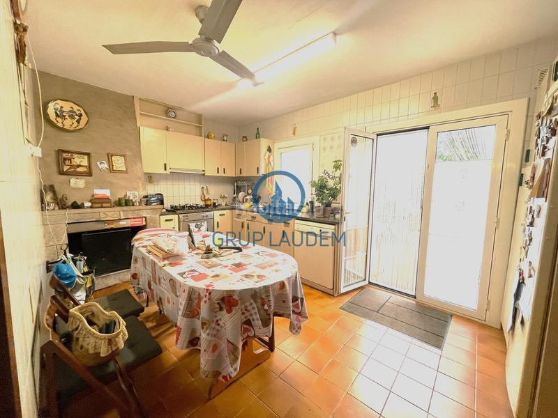 Foto def16484-791c-49b9-9aad-3571eb481cac. Casa a Eixample Mataró