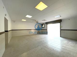 Local Comercial en Cerdanyola Nord. Local con posibilidades