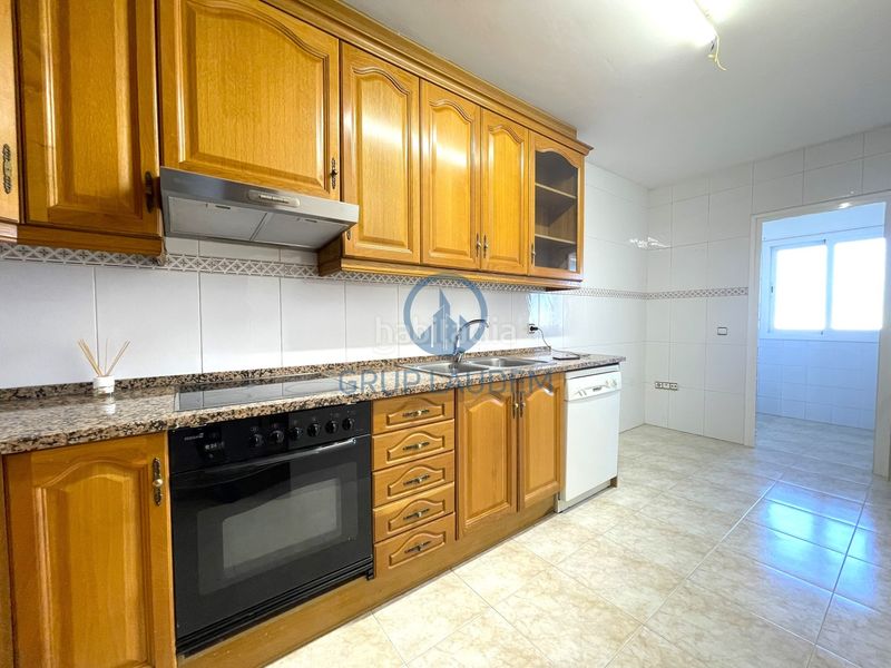 Foto 41bafaad-0dd8-4d0b-9d85-64034e2ecc7f. Piso  + parking + trastero en Via Europa - Parc Central Mataró
