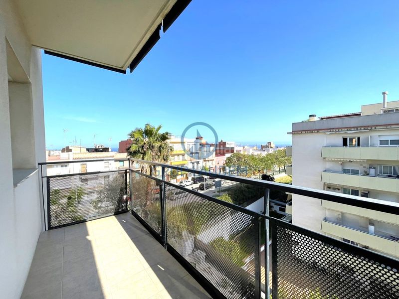 Foto 428c7994-729a-4c99-8a87-70d3021ee09d. Piso  + parking + trastero en Via Europa - Parc Central Mataró