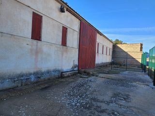 Affitto Capannone industriale in Pasaje pajarillas 2a. Nave con terreno en carretera de burgos