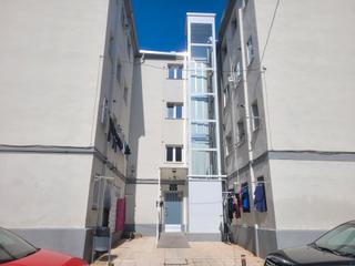 Pis a Calle diego laínez 5. Piso en calle diego acebes