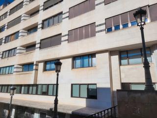 Appartement  Calle de las concepciones 3. Piso en calle concepciones,  zona centro.
