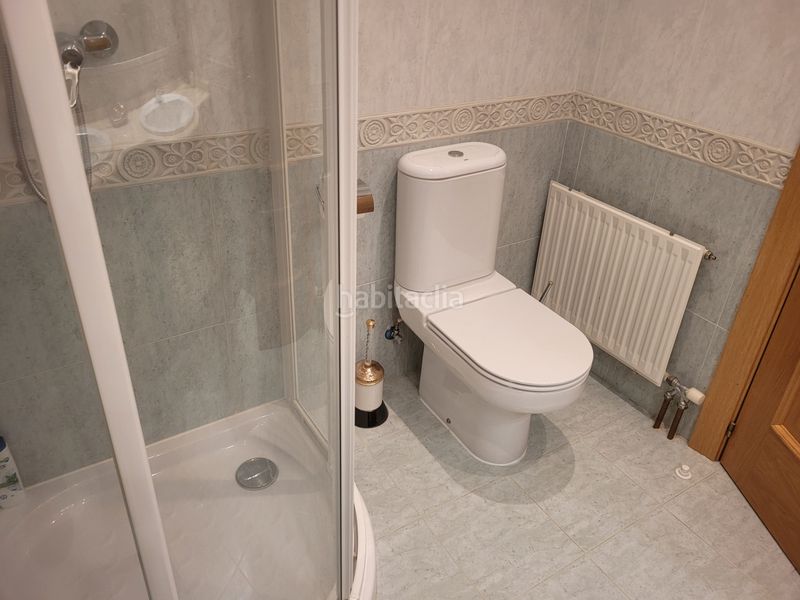Foto 0709c713-57d1-4379-a49a-c58a1f215295. Casa adossada amb xemeneia calefacció aparcament a Soria