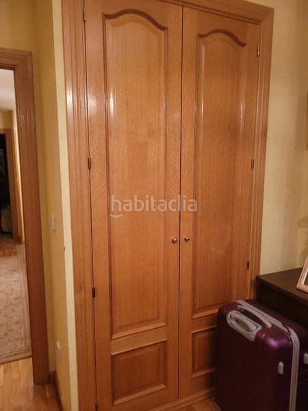 Foto 3a584ef9-b861-4d25-9f87-0f3d413c4cbd. Casa adossada amb xemeneia calefacció aparcament a Soria