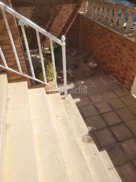 Foto eed492f7-660b-40cf-a5d2-bc944421e771. Casa adossada amb xemeneia calefacció aparcament a Soria