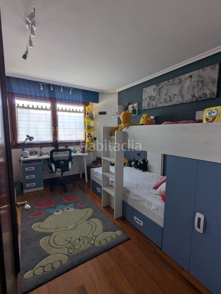 Foto 00844ea8-bd6c-4b7f-816d-eb590d76158f. Casa adossada amb xemeneia aparcament a Amorebieta - Etxano