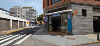 Traspàs Local Comercial  Calle california. Se traspasan cafetería restaurante