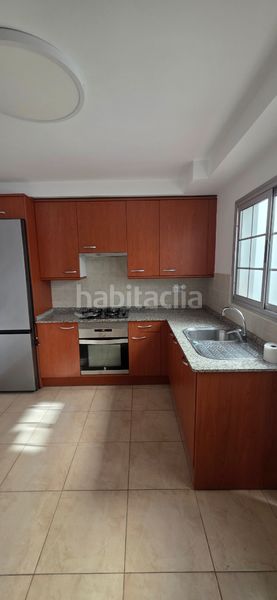 Foto f71552ec-b7ea-44f9-aaf5-fa29793e1e13. Casa adossada amb aparcament a Teror pueblo Teror