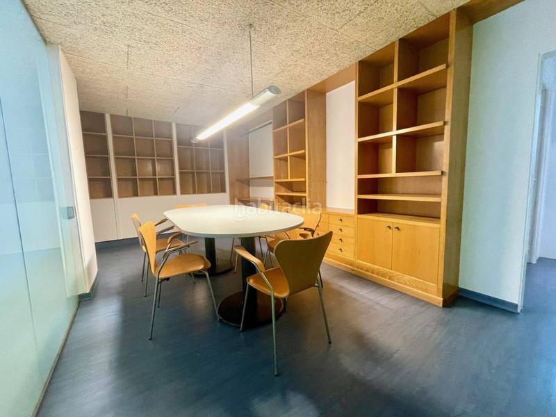 Foto 2d9529fd-7fcd-49fb-bb0a-d198085aedaa. Alquiler oficina despacho en alquiler en centrepasseig i rodalies08242 en Manresa