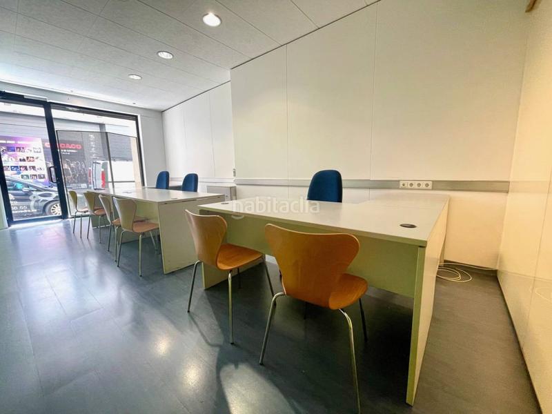 Foto b7b5bc56-775d-4324-a50b-3b23da390399. Alquiler oficina despacho en alquiler en centrepasseig i rodalies08242 en Manresa