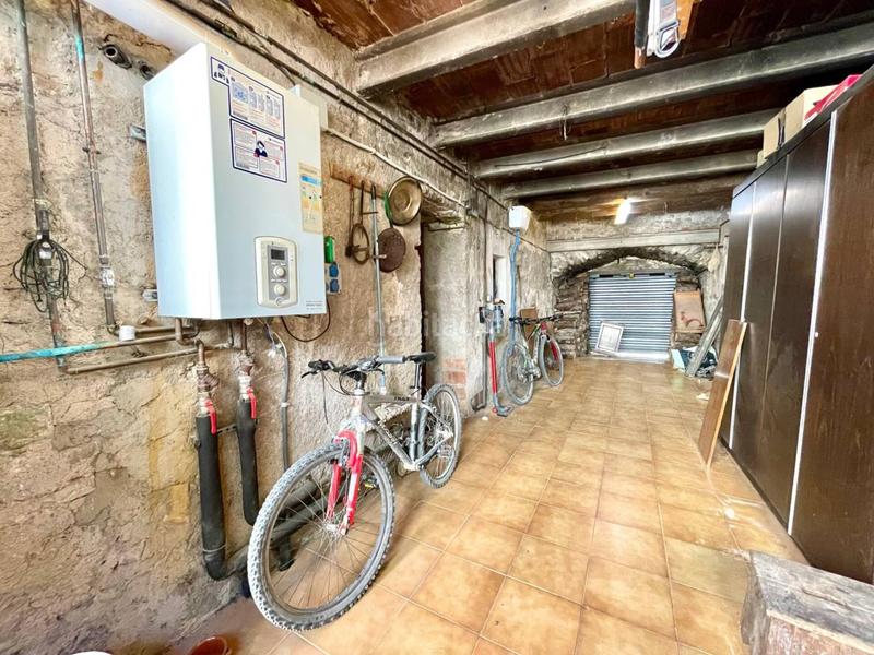 Foto aba5e835-a238-4f22-85ff-324e6fd7af8c. Bauernhof mit heizung parking in Castellgalí