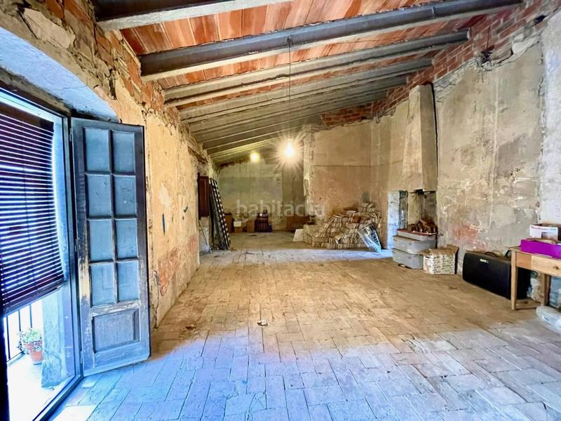 Foto f66db4be-5ed4-4e1f-a4ca-1f2ea40422eb. Bauernhof mit heizung parking in Castellgalí