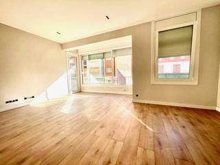 Piso  Barcelona. Pis en venta en poble nou