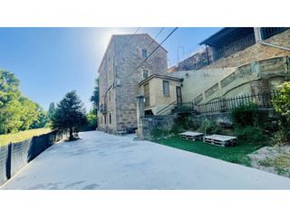 Masia  Calle segalers. Masia en venta en barri segalers