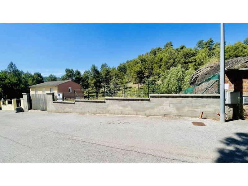 Foto c27aa526-6536-4f3f-b7e8-fa04bed02c21. Finca rústica a Fonollosa