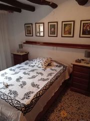 Miete Haus in Calle barried 6. Casa reformada 6 dormitorios grandes 1 baño