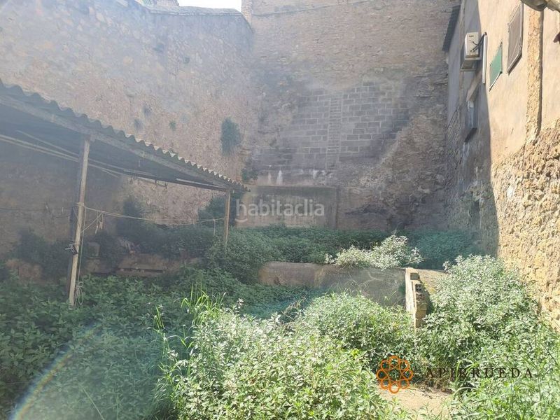 Foto c5533f17-f2d7-4ff0-bd08-48dfebb5f4d0. Casa a calle amigos 28 a Caspe