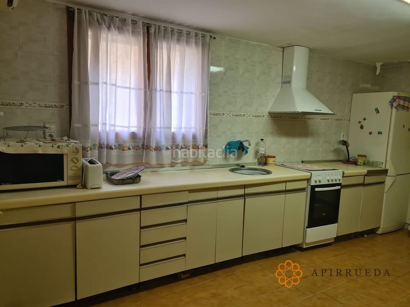 Foto d5ffa5f4-bf6e-4fb2-8f3e-c3a09778a7e0. Casa a calle amigos 28 a Caspe