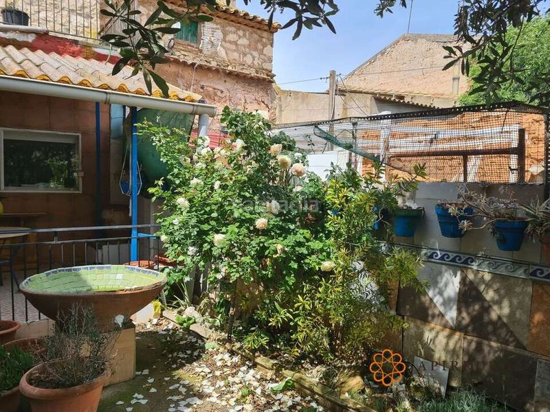 Foto f2a3ce42-002e-4660-9760-3e310915f85a. Casa in calle mayor 23 in Alforque