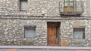 Casa en Calle mayor 18. Casa grande en cinco olivas provincia de zaragoza