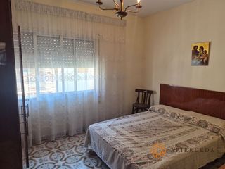 Rent Flat  Calle baja virgen. 5 dormitorios cocina 2 baños office