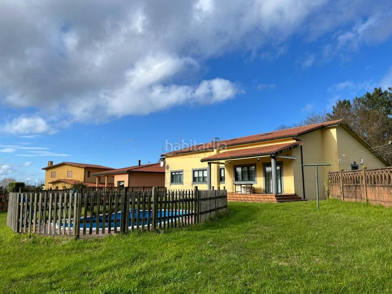 Foto 6a4c6cb9-6652-469c-8581-0830e96d55b3. House with heating parking pool in Fene