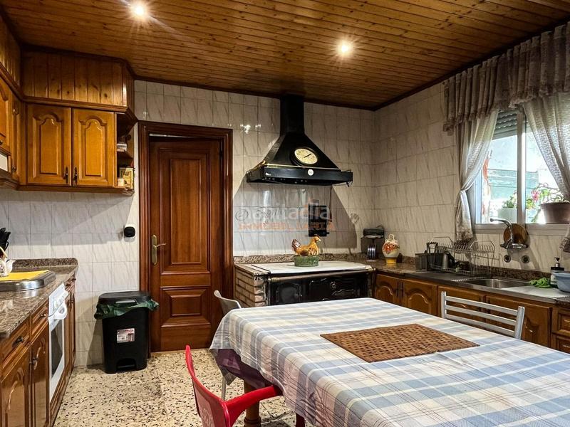 Foto c9e33ff7-e84b-4ccd-bf33-ae22b25a3e4c. Maison avec parking dans Sedes - Pedroso - Doso Narón