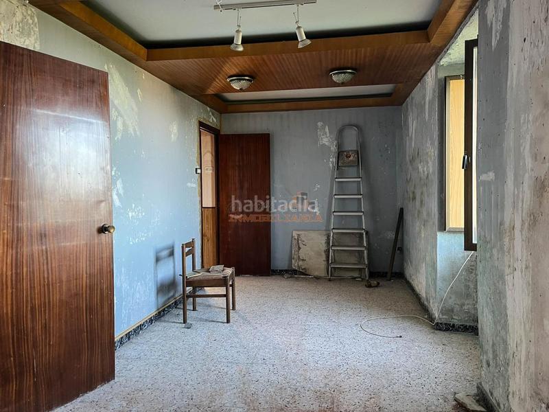 Foto 8eac1583-b2fb-45f2-8d32-2ae3ff4cc3f1. Casa con parcheggio in Fene