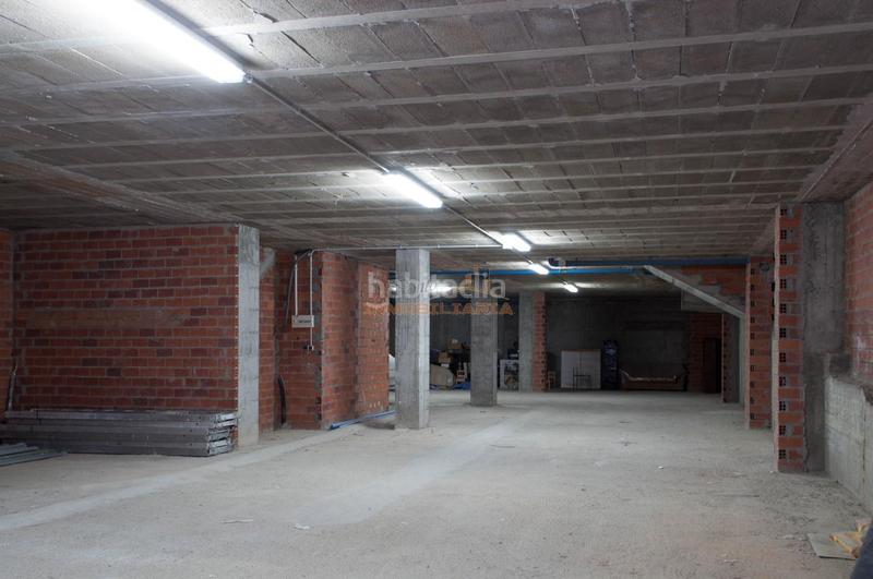 Foto e022b0d4-f205-423c-8d68-5becde578e88. Locale commerciale in Neda