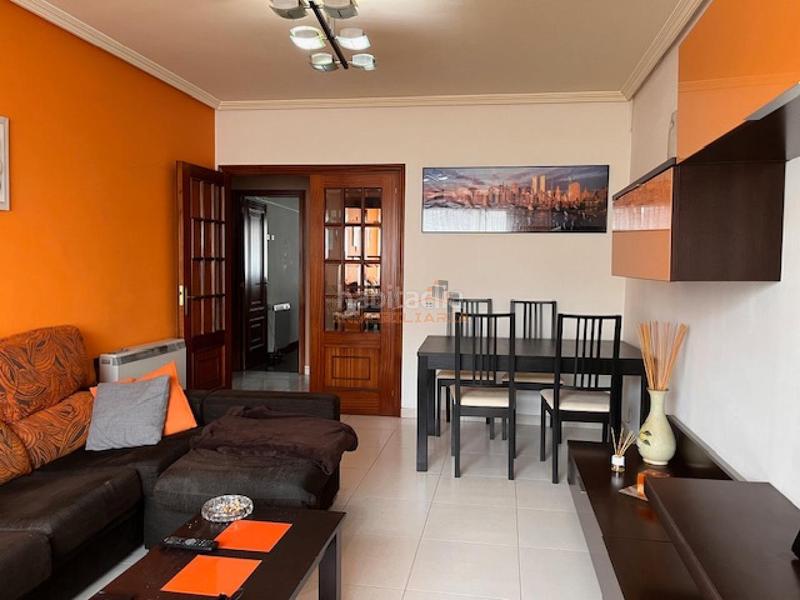 Foto dd287139-7a90-4ec3-8545-2d42d0b0bcf6. Appartamento con riscaldamento parcheggio in A Malata - Catabois - Ciudad Jardín Ferrol