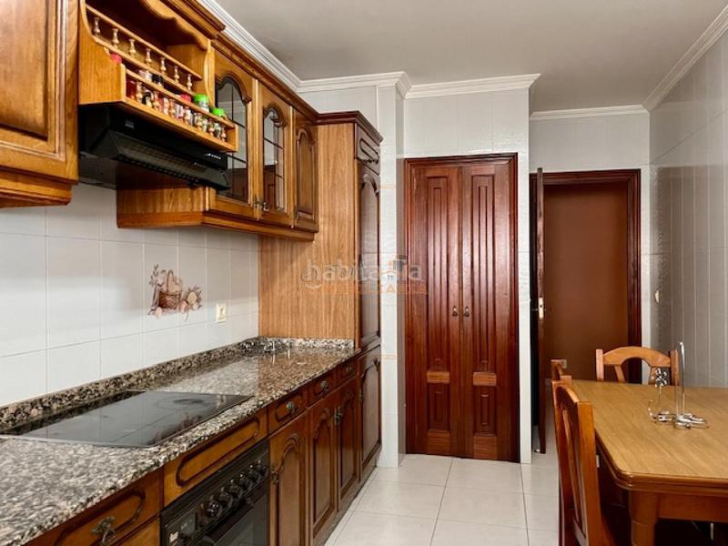 Foto 9a0b2aa1-54fd-446d-9d27-e04f9a9f9013. Flat with heating parking in A Malata - Catabois - Ciudad Jardín Ferrol