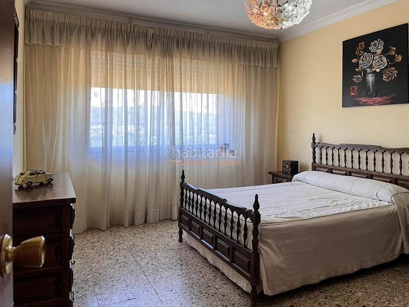 Foto f089b522-5b97-4baf-be6b-714a87231c59. Casa con parcheggio in Sedes - Pedroso - Doso Narón