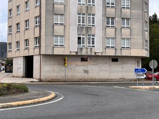 Business premise in O Feal - Xubia