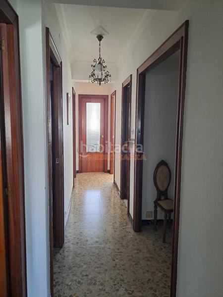 Foto cba0b9c6-216d-40ce-855f-ce36f6686661. Etagenwohnung mit heizung in A Gándara Narón