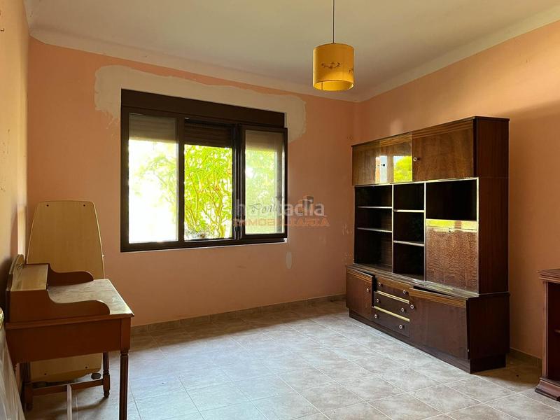 Foto f6a5d7e3-d196-4227-b5c0-0af3eab3b9b3. Maison avec chauffage parking dans Neda