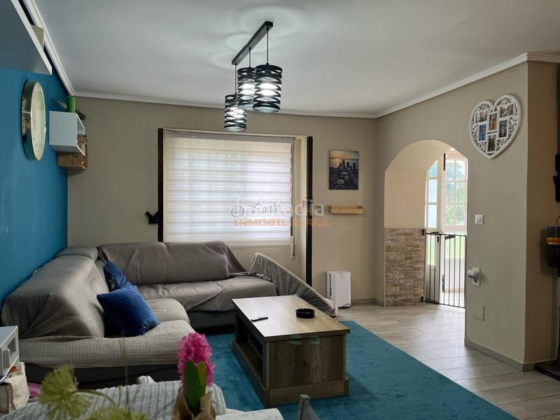 Foto 3fc6d98c-1bd3-4c97-ac7a-ea38f138662c. Haus mit heizung pool in Área Rural Ferrol