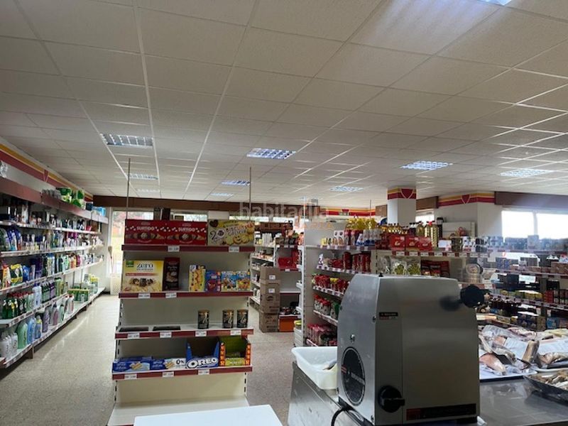 Foto c51b4c35-a4be-4b2b-a824-e9178fe30de0. Traspàs local comercial a Moeche