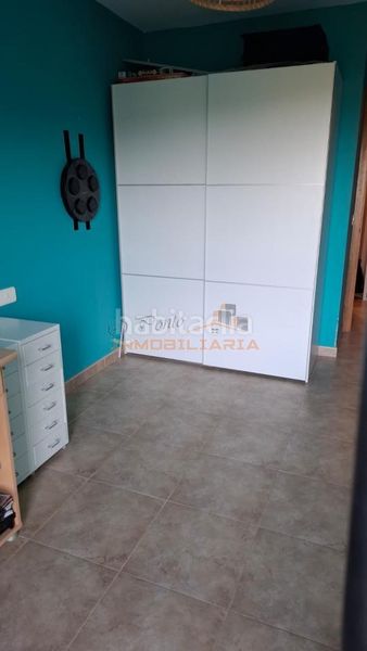 Foto 06f70f28-5ead-431b-a3ed-e50d6880c10e. Pis amb aparcament a Fene