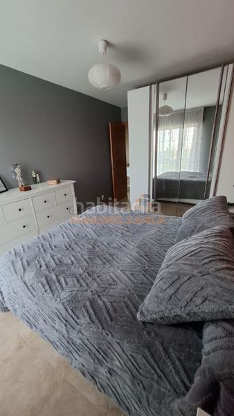 Foto 2fbefd82-3d1e-430f-abb5-8de0e04044c7. Pis amb aparcament a Fene