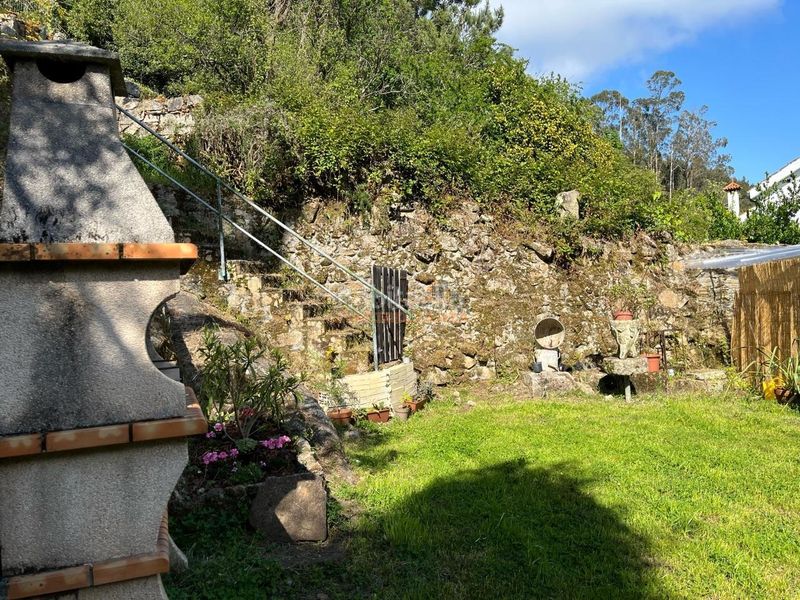 Foto fdda05db-fbb5-4d9b-bda3-aaf48d5d208e. Casa amb calefacció a Área Rural Ferrol