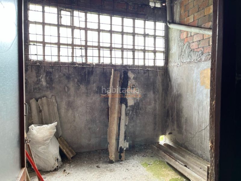 Foto 4bb83896-b91d-4ba7-92c1-d0e49b2bfcbb. Local comercial a Fene