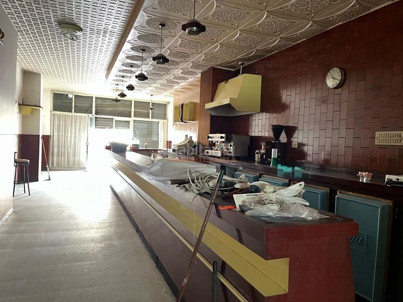Foto cf76c7b3-eadf-4701-81e0-d086a08c0f79. Local comercial a Fene
